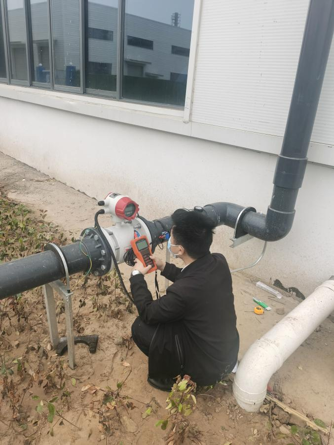 電磁流量計(jì)現(xiàn)場(chǎng)圖