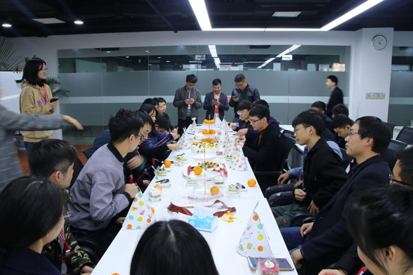 美控員工生日會(huì)：奮斗時(shí)光里,愛(ài)讓我們一起成長(zhǎng)